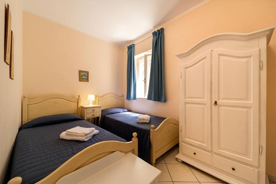 Residence Vacanza Mare Марина-ді-Кампо Екстер'єр фото