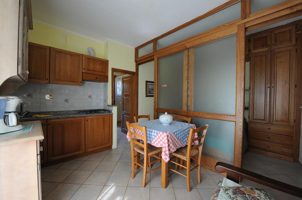 Residence Vacanza Mare Марина-ді-Кампо Екстер'єр фото